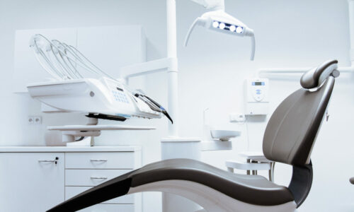 Badgy - Témoignage d'un fabricant de prothèse dentaire pour la création de certificats de garantie